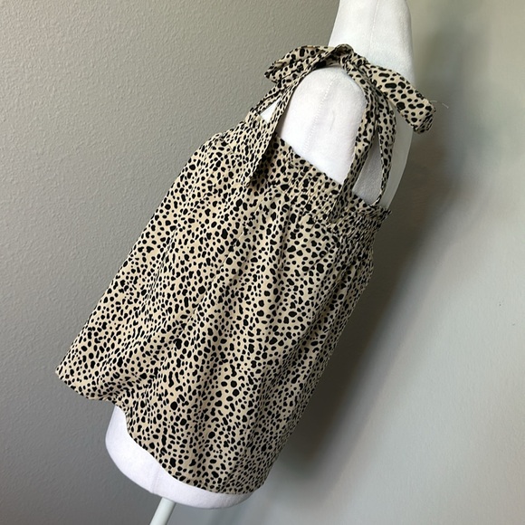 Pink Lily Tan and Black Flowly Top Size S - Picture 4 of 5